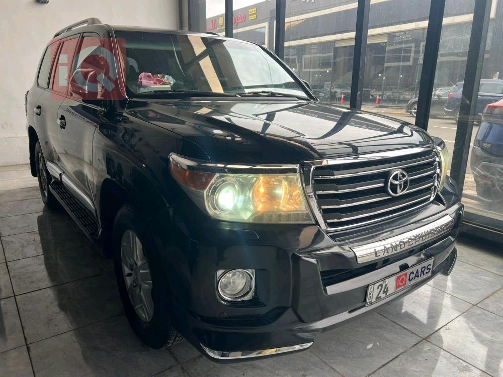 تويوتا لاندكروزر